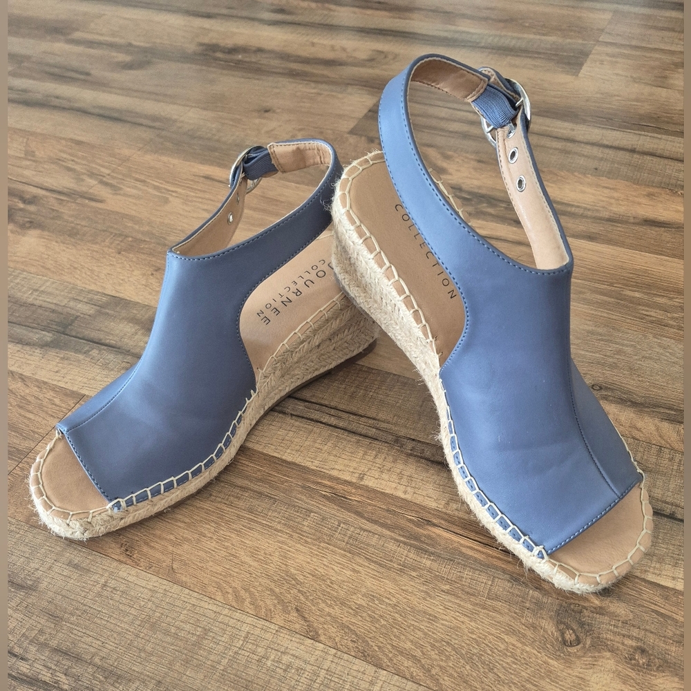 Journee Collection Colbolt Blue Buckle Espadrille Wedge Shoes